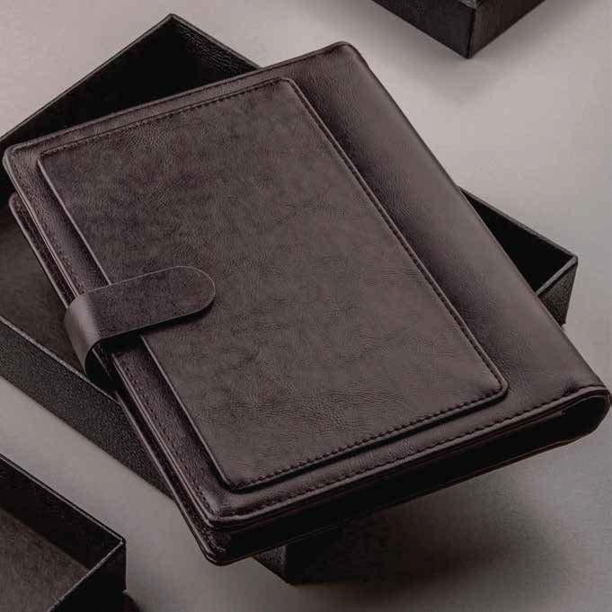 کد41-سالنامه ارگانایزر جلد چرم طرح ژرف(همراه با جعبه)